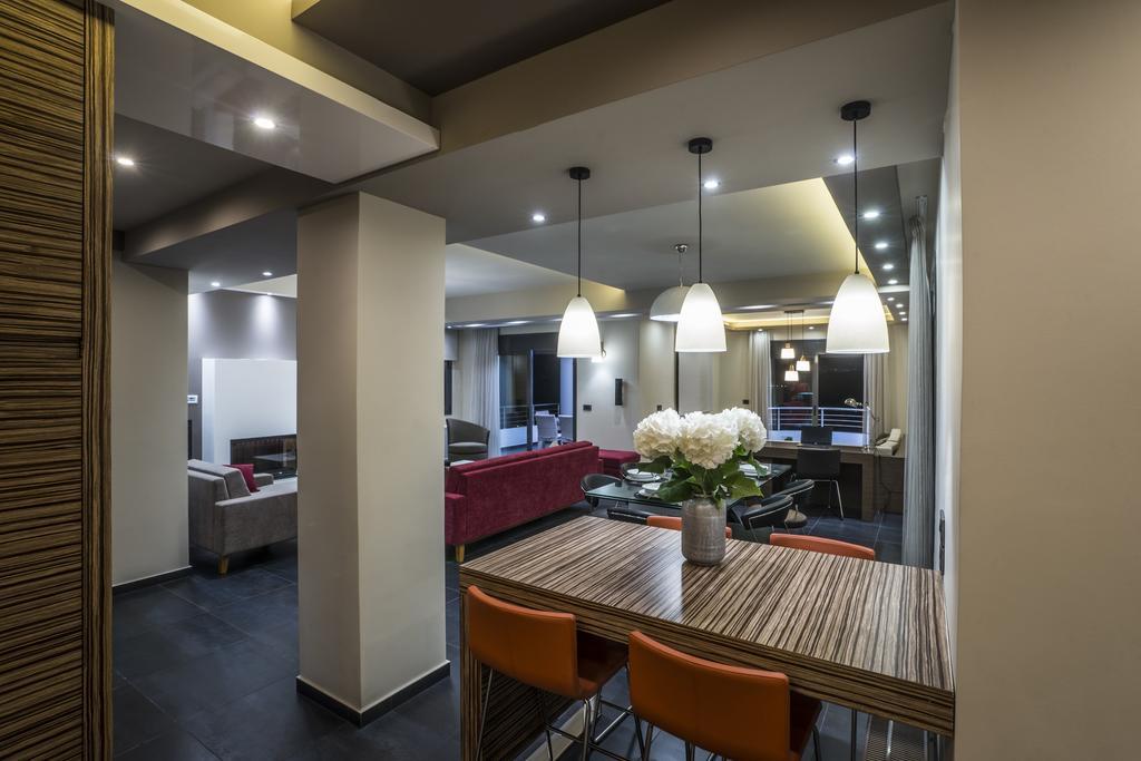 The Hill House Villa Kato Daratso Bagian luar foto